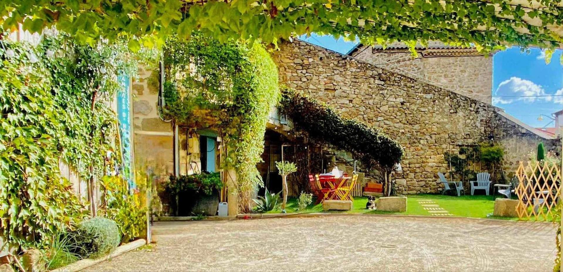 Les Reves D'Eglantine Et D'Augusta Chambres Et Gites Saint-Cyr  Экстерьер фото